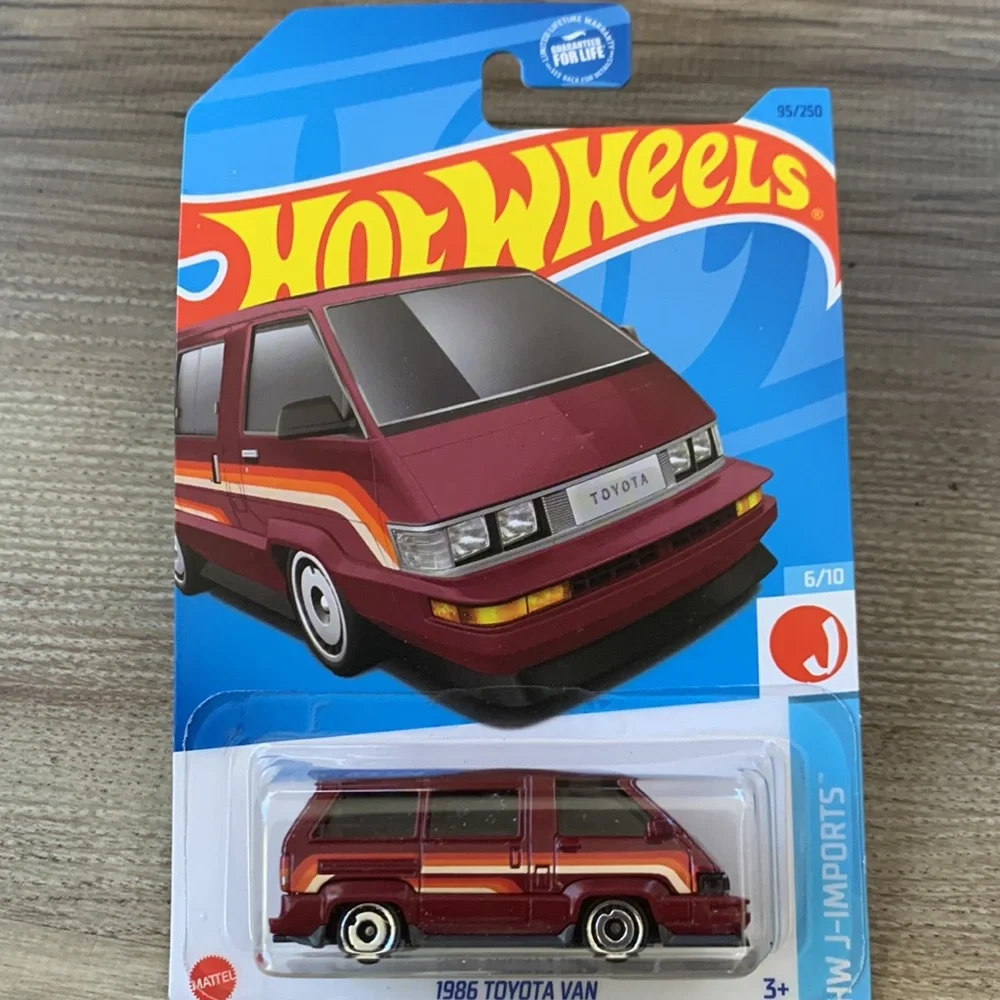 Hot Wheels 1986 Toyota Van J Imports 80 1980s Mini Minivan Hotwheels New 2023